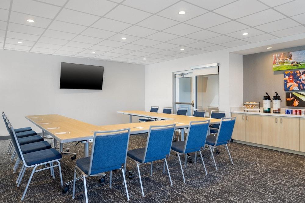 Towneplace Suites By Marriott Geneva photo 37
