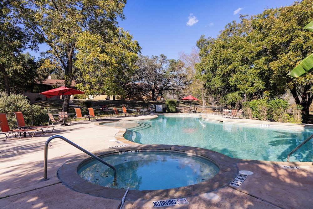Texas Hill Country Resort photo 24