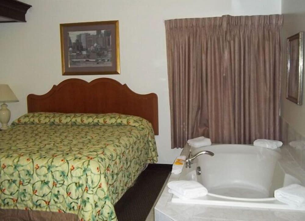 Budget Inn & Suites photo 4