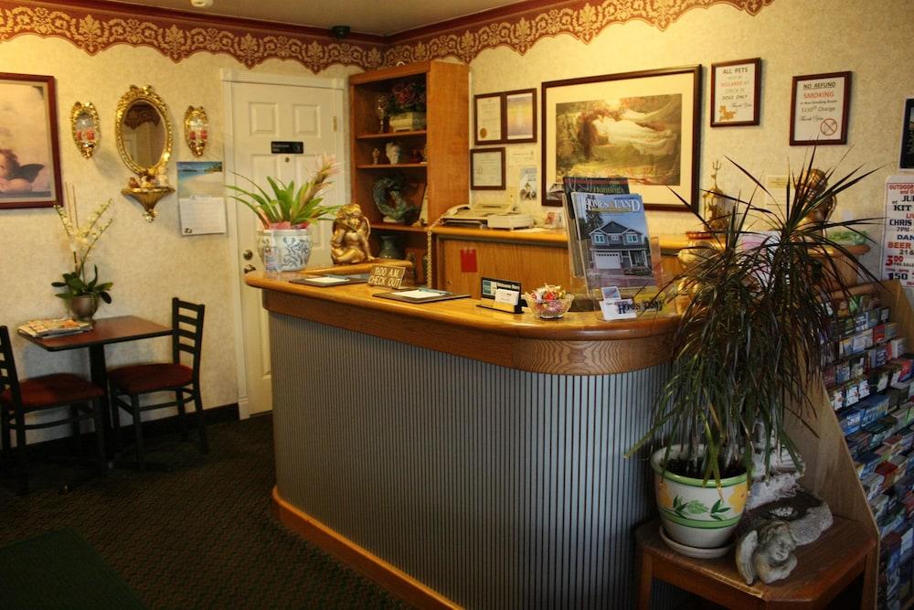 Relax Inn photo 8