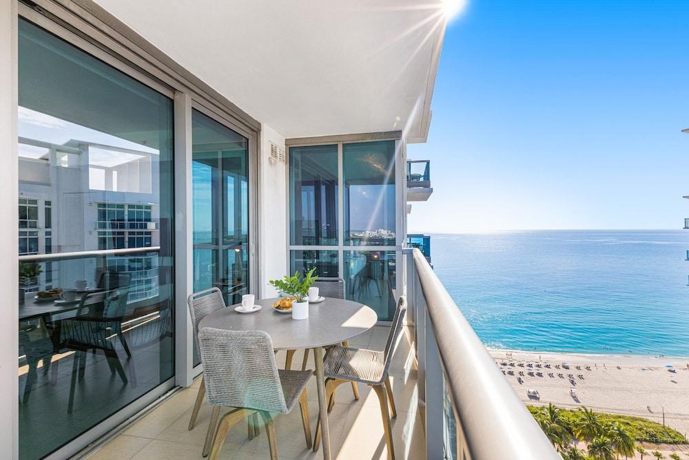 Dharma Home Suites Miami at Monte Carlo photo 37