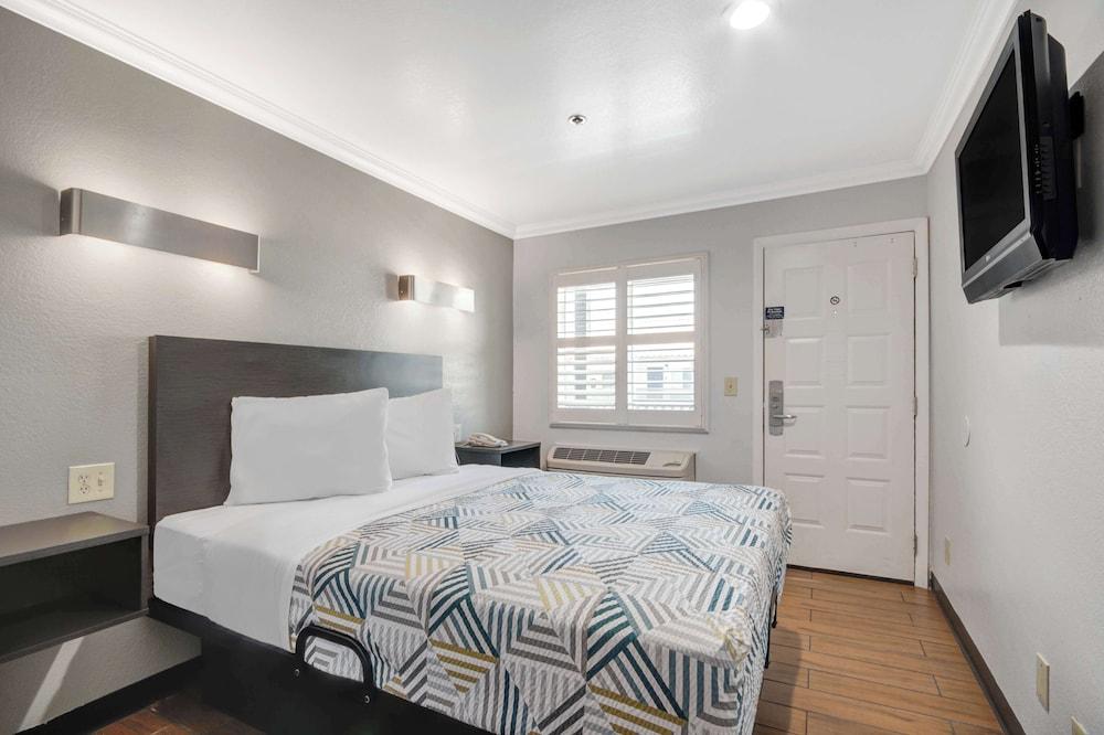 Motel 6 Ontario, CA - Convention Center - Airport photo 8