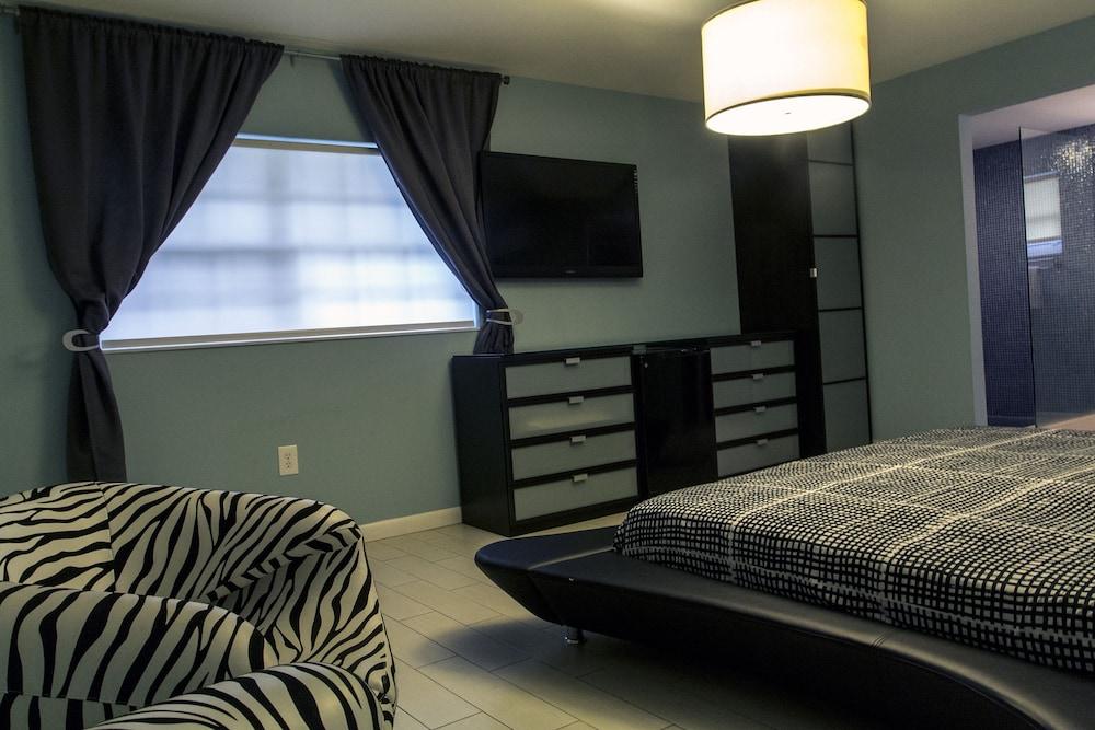 Gables Cove Hotel photo 8