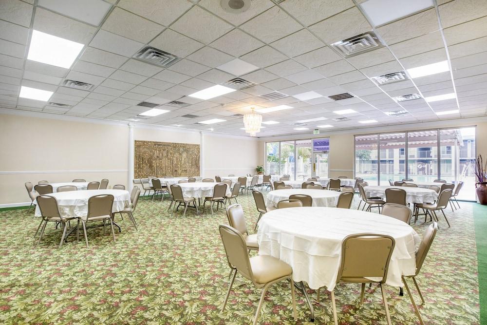 OYO Hotel Baton Rouge - Mead Rd Louisiana photo 4