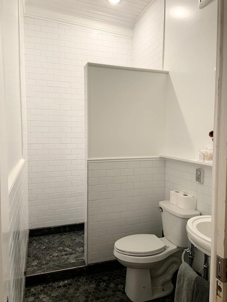 Remedies Inn photo 20