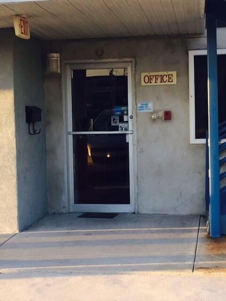 Casino Inn photo 1