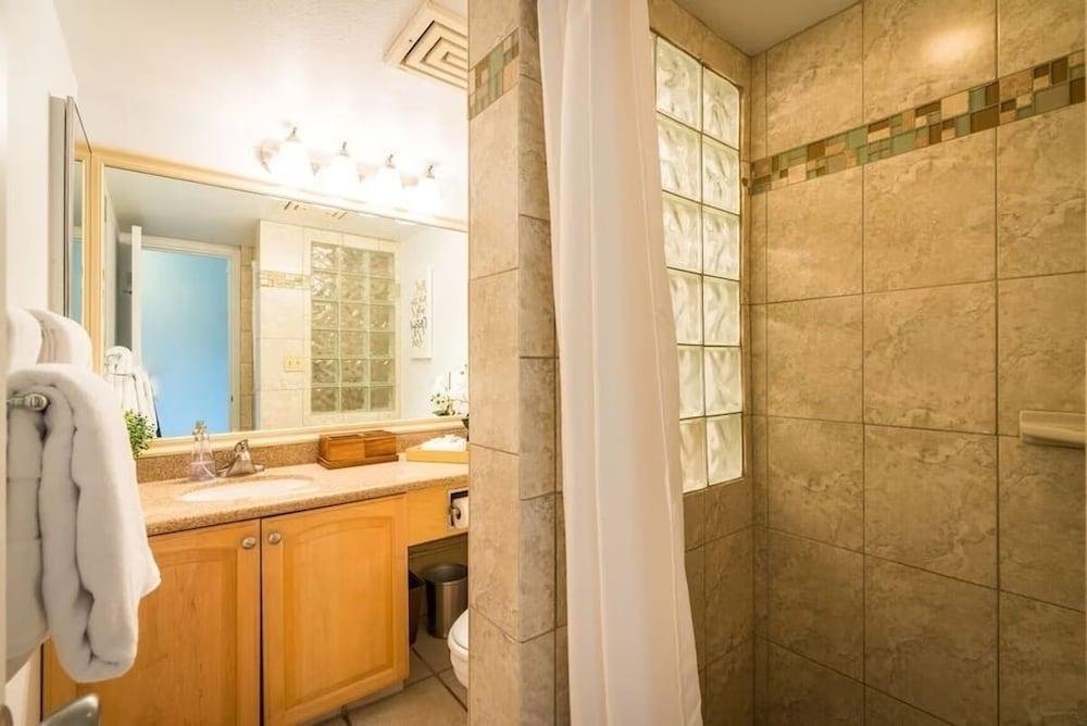 The Residences at Kamaole Sands Resort photo 78