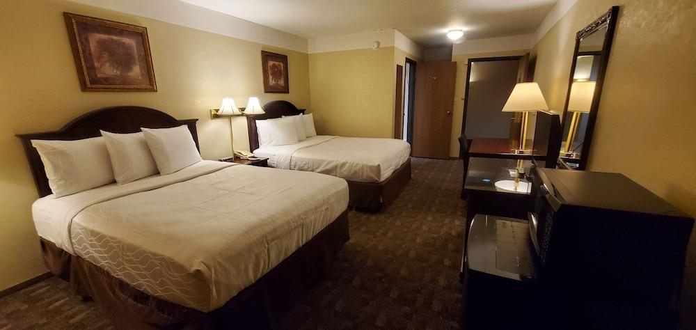 Americas Best Value Inn Chippewa Falls photo 6