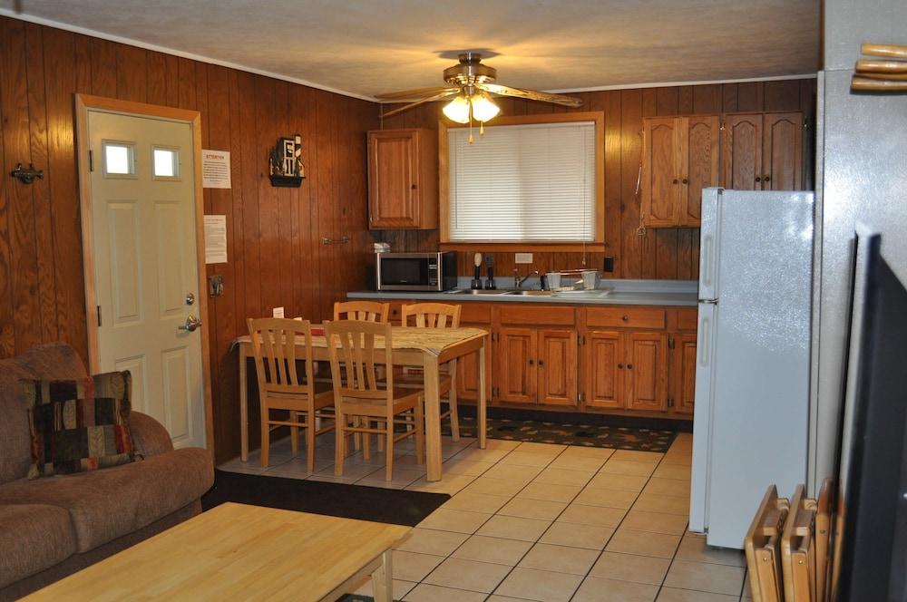 Red Moose Lodge photo 28