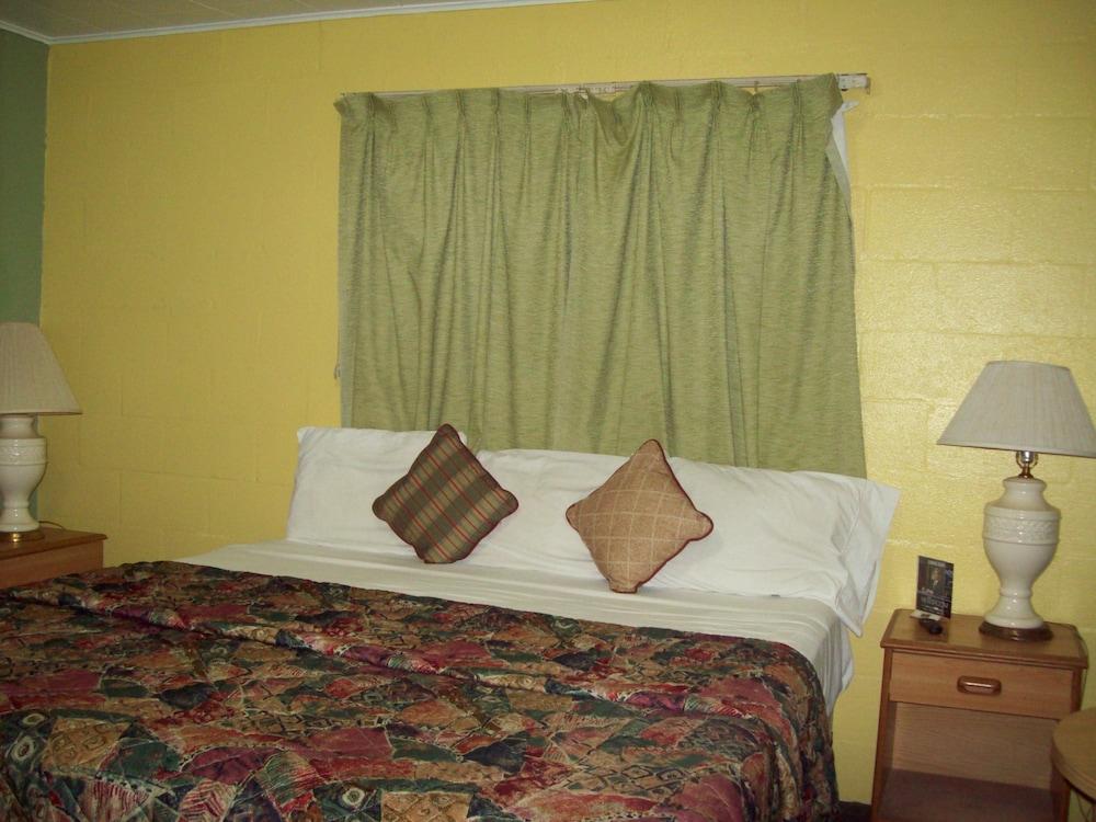 Budget Inn Sanderson photo 19