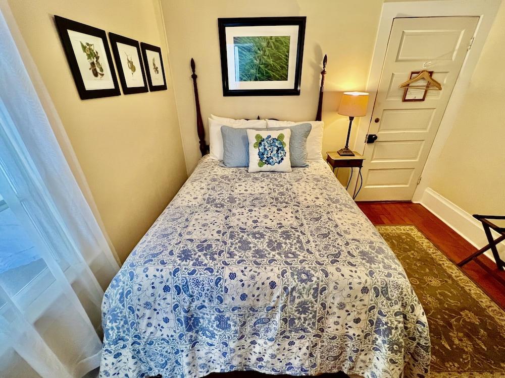 The Historic Requa Inn photo 80