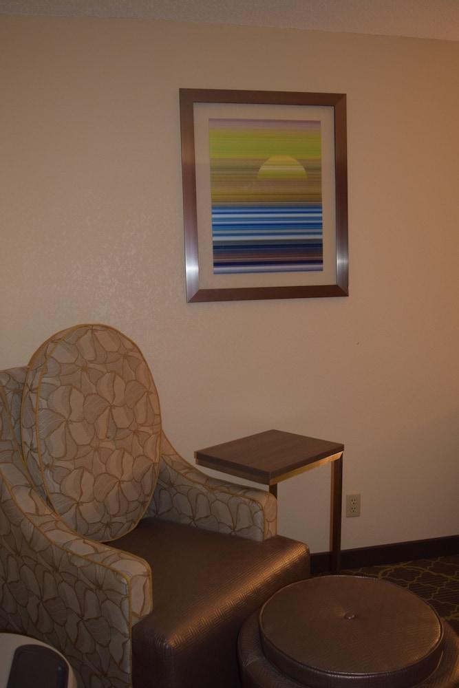 American Inn & Suites West Memphis I-40/I-55 photo 19