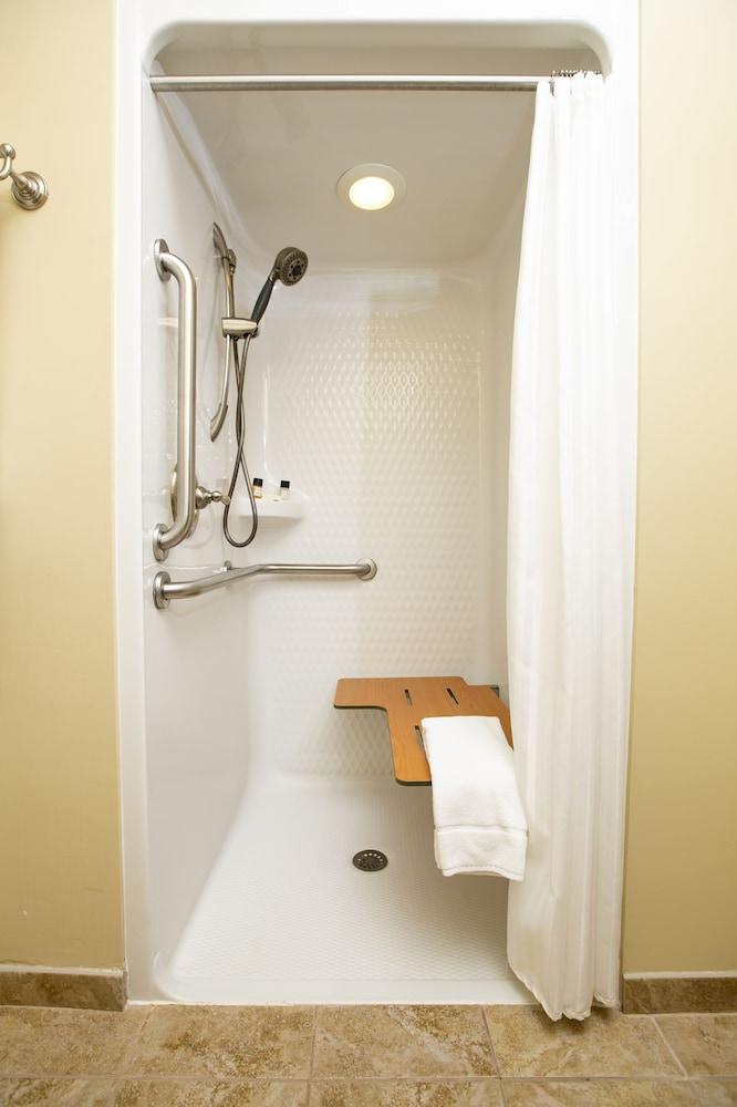 Rockwell Lake Lodge photo 24