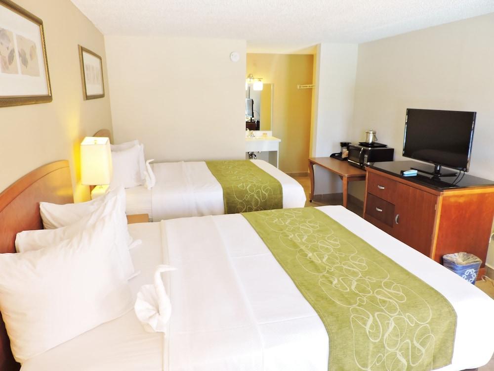 Seasons Florida Resort photo 10