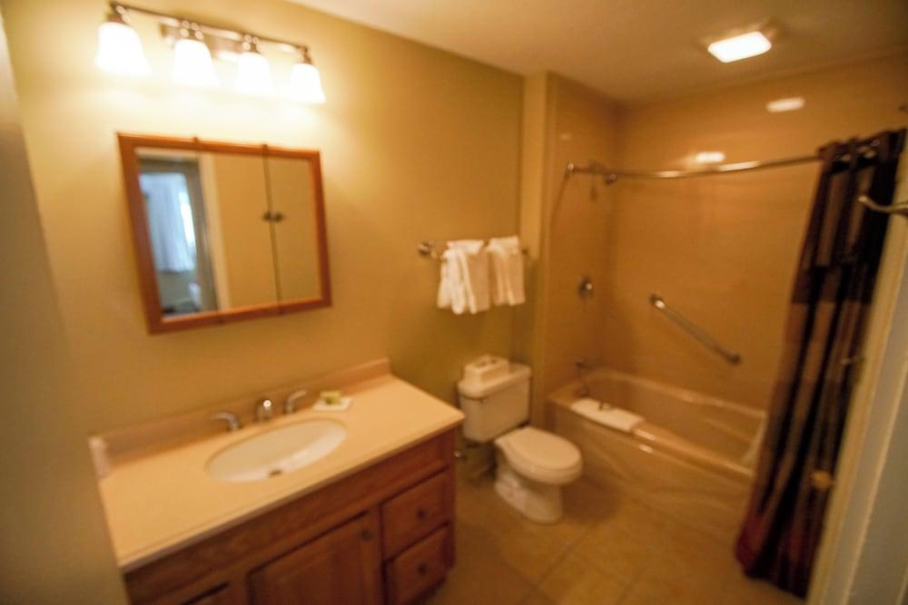 The Village of Loon Mountain Fixed Rooms photo 37