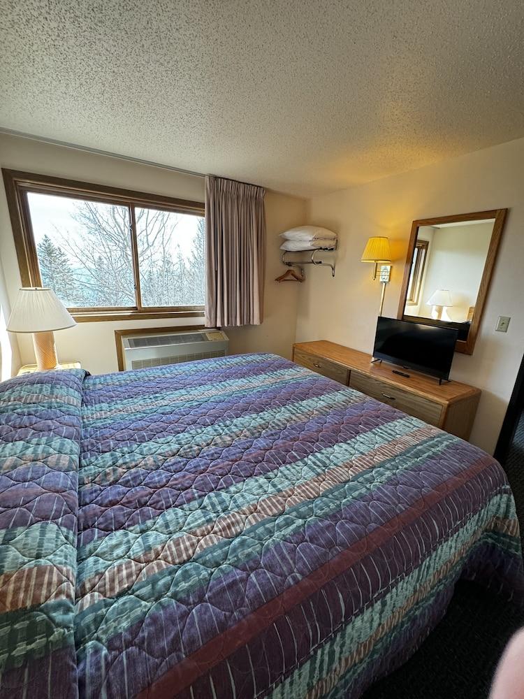 Aspen Lodge photo 11