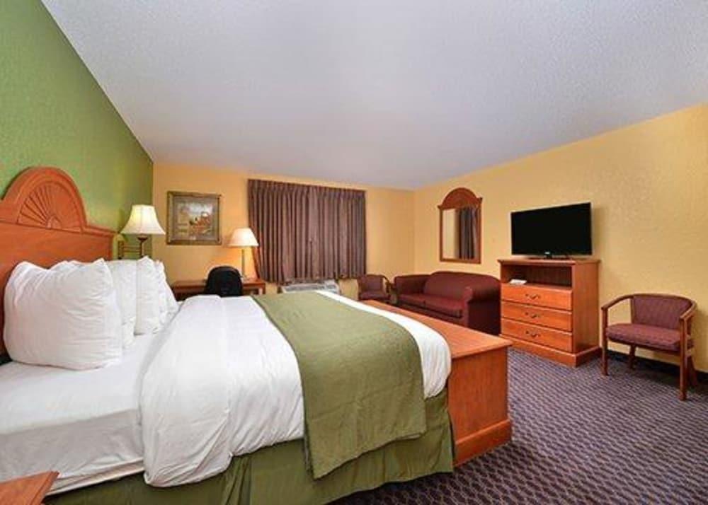 Quality Inn & Suites Grinnell near University photo 15