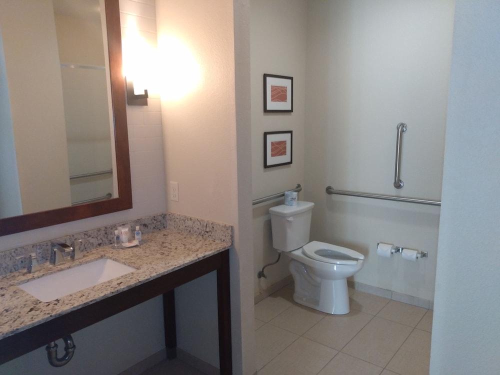 Comfort Inn Midland South I-20 photo 29