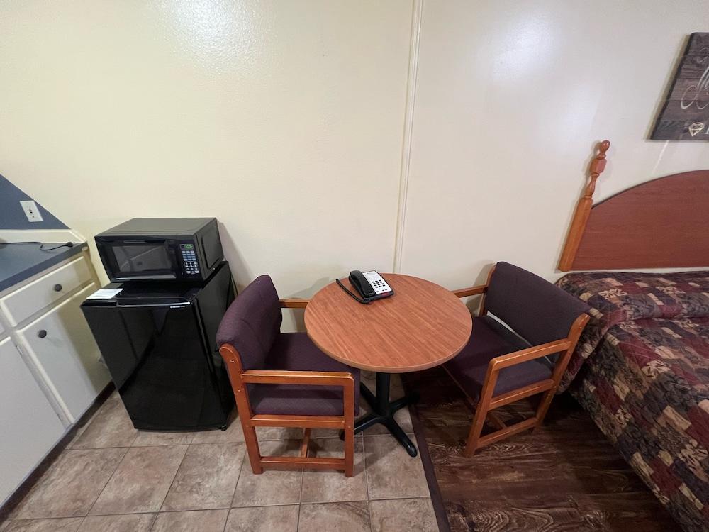Yellow Diamond Inn photo 30