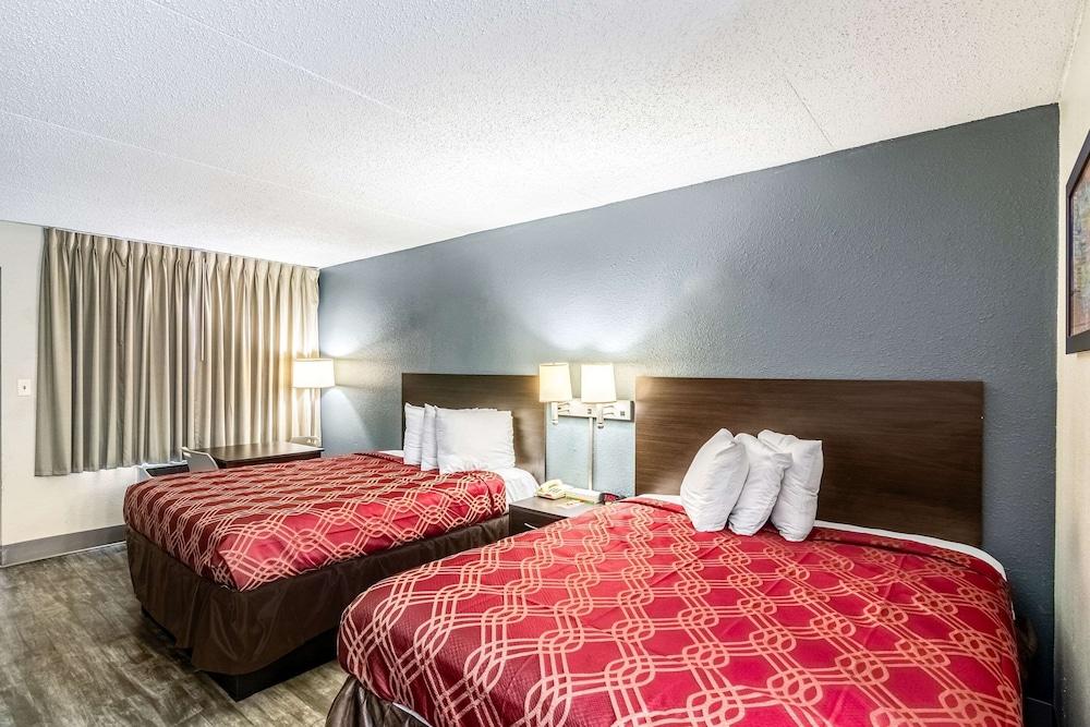Econo Lodge Crestview South photo 10
