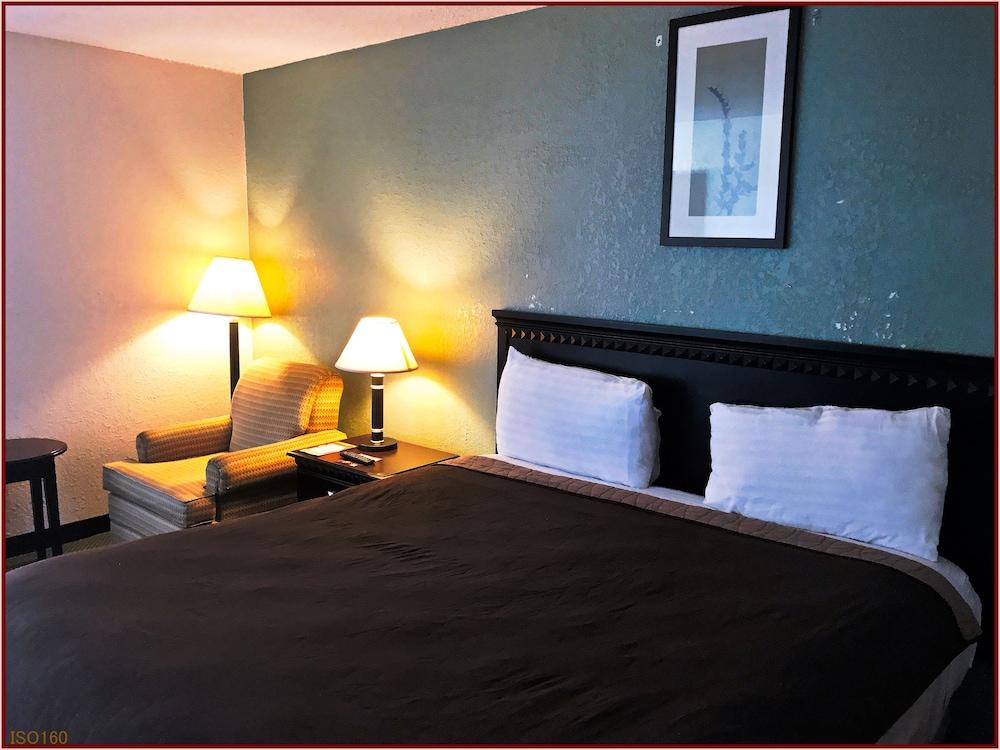 Stay Inn and Suites photo 21