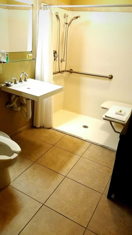 V Boutique Hotel photo 14