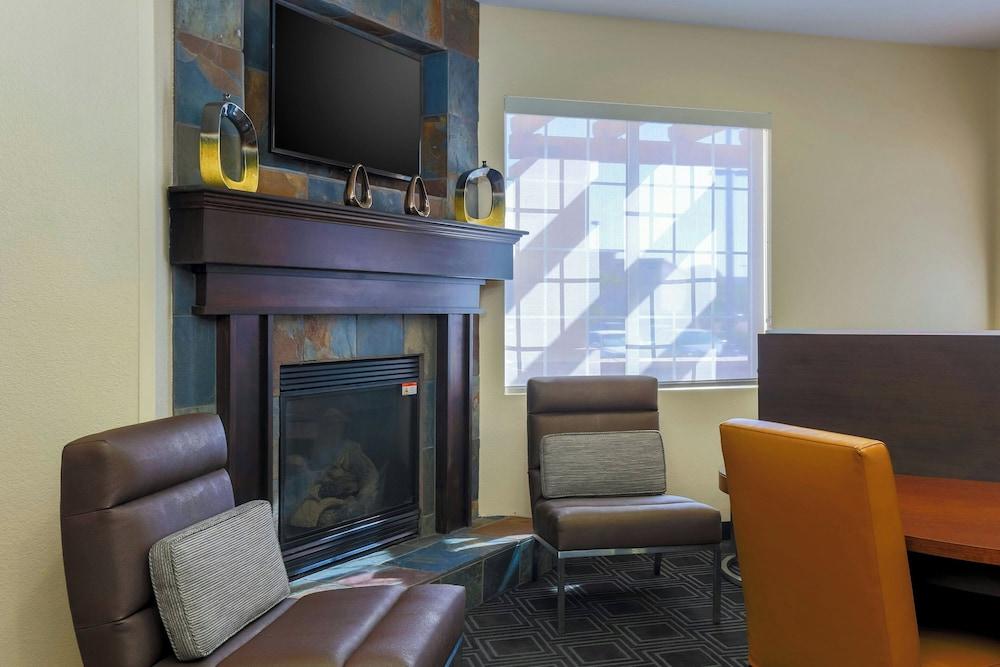 TownePlace Suites Marriott El Centro photo 3