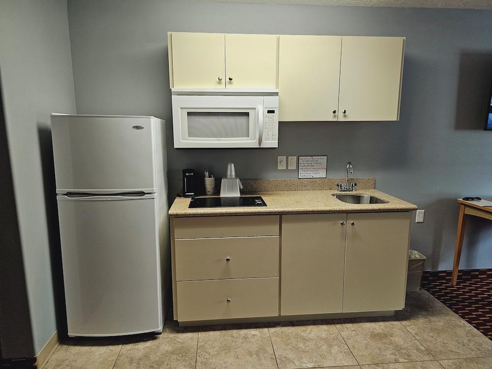 Executive Inn and Suites Extended Stay in Vernal photo 17