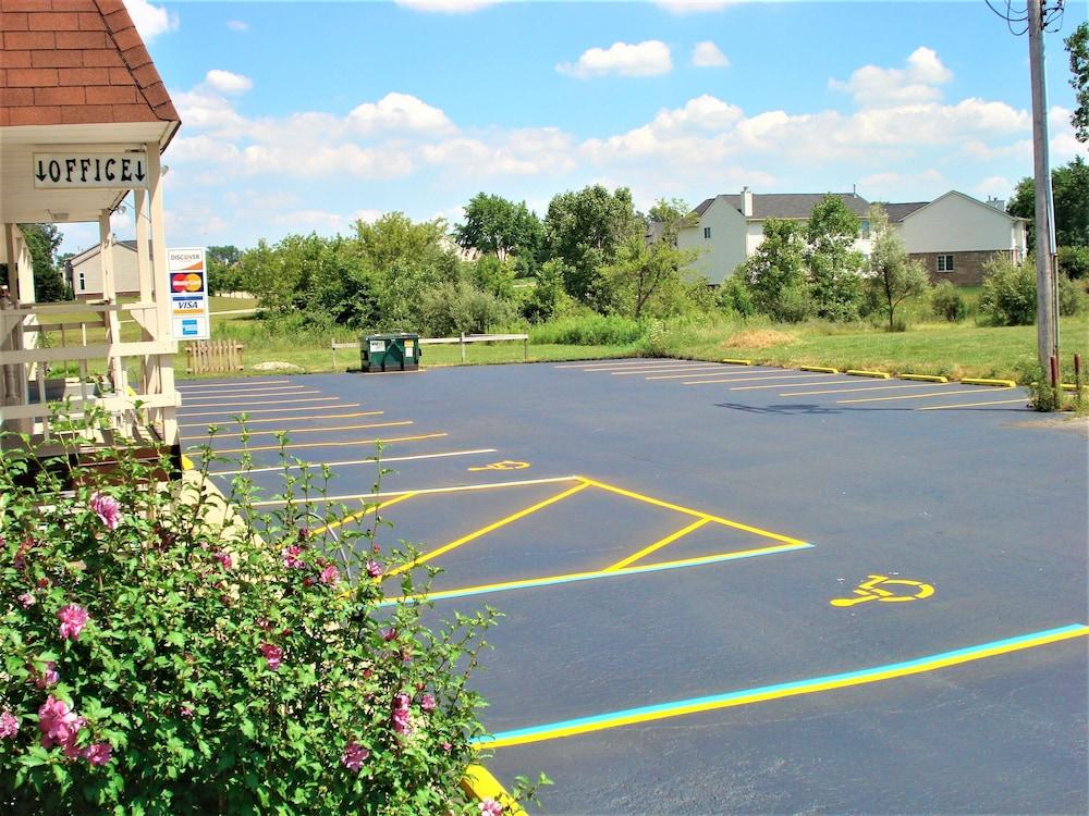 Country Meadow inn photo 4