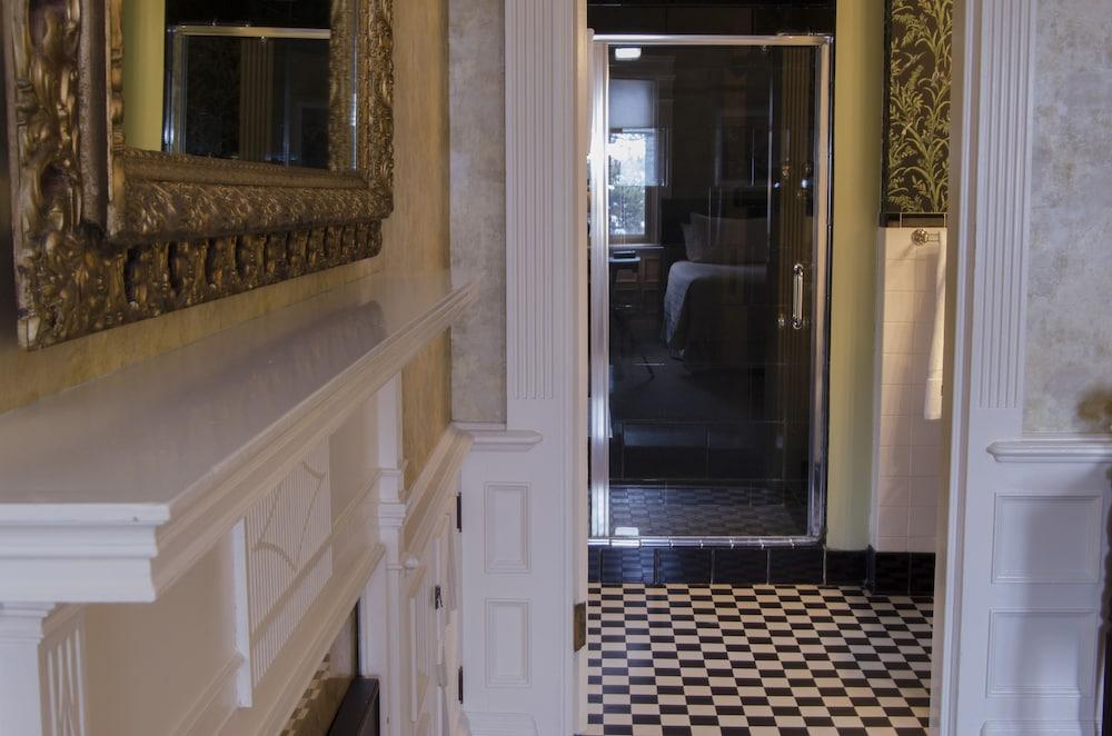 The Brewster Inn photo 36