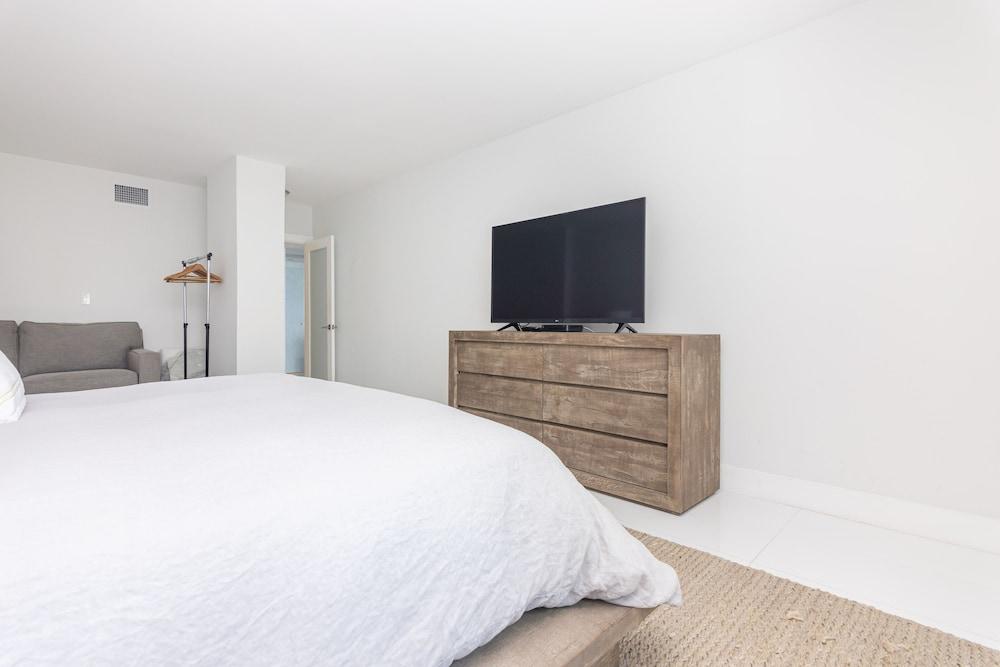 Ocean View Luxury Condo photo 75