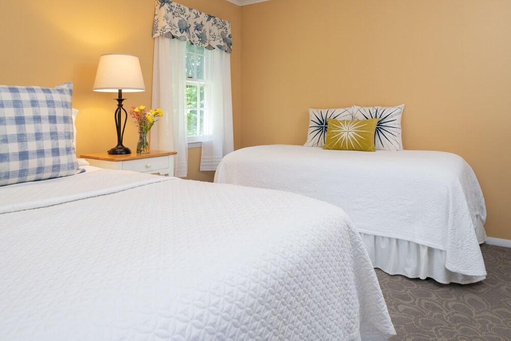 Dockside Guest Quarters & Restaurant photo 47