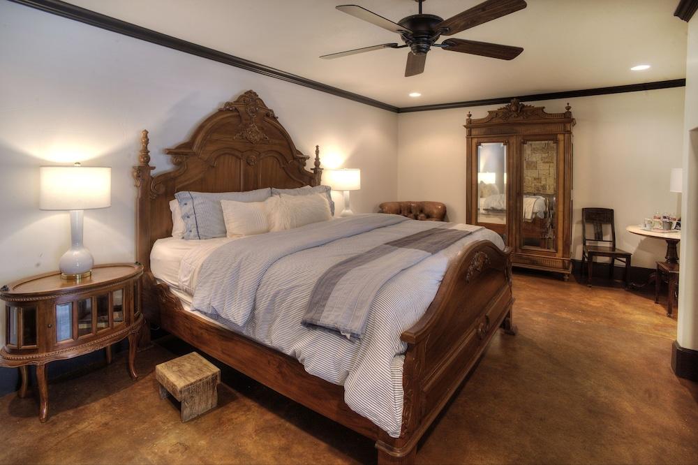 The Winchester Lodge photo 29