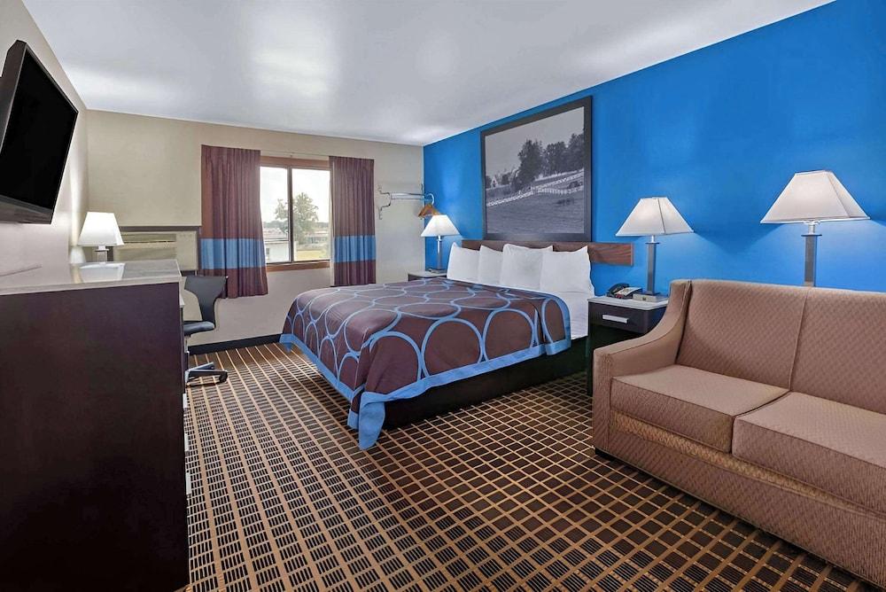 Quality Inn Elkhart photo 10