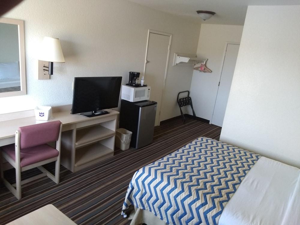 Sioux City Inn photo 42