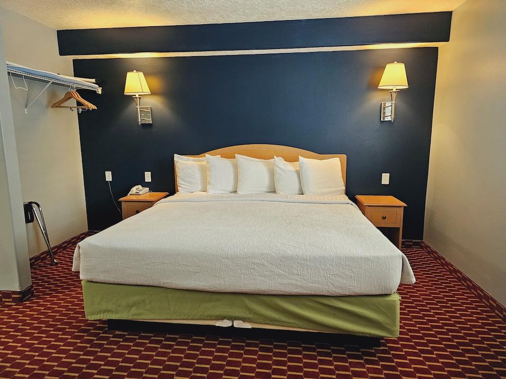 Executive Inn and Suites Extended Stay in Vernal photo 11