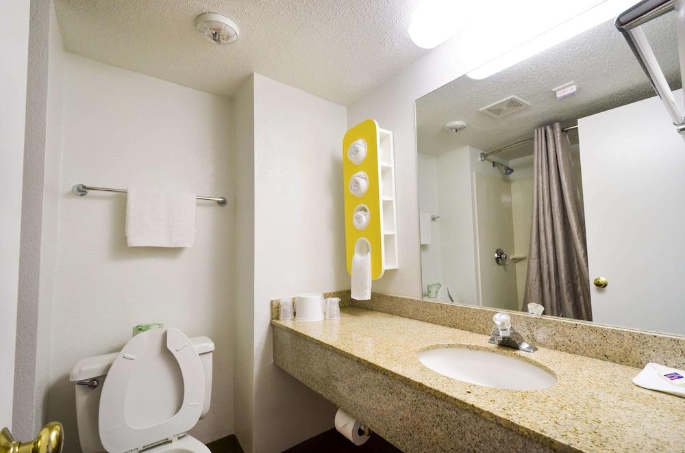 Motel 6 Springfield, VA - Washington DC Southwest photo 19