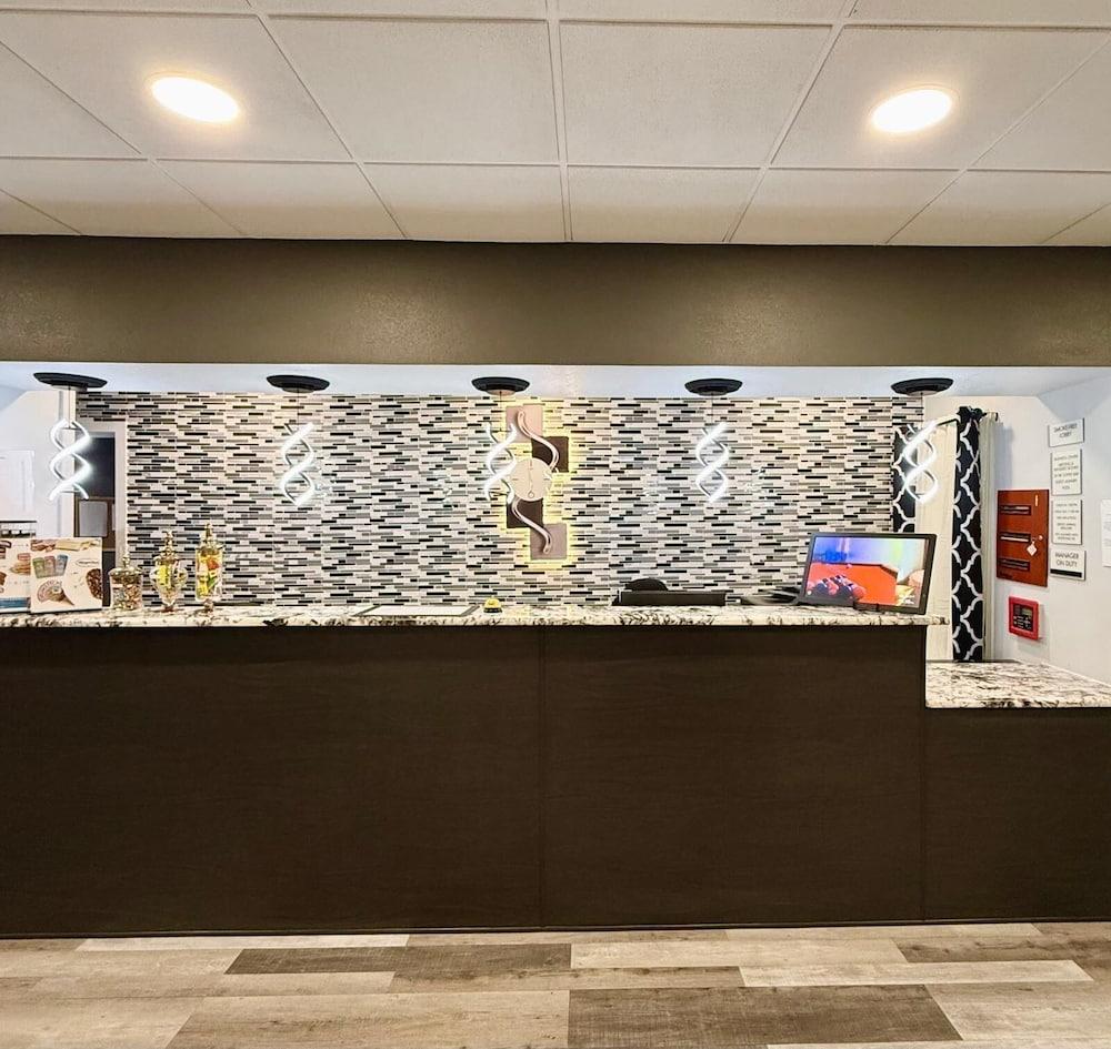 VIP INN AND SUITES photo 13