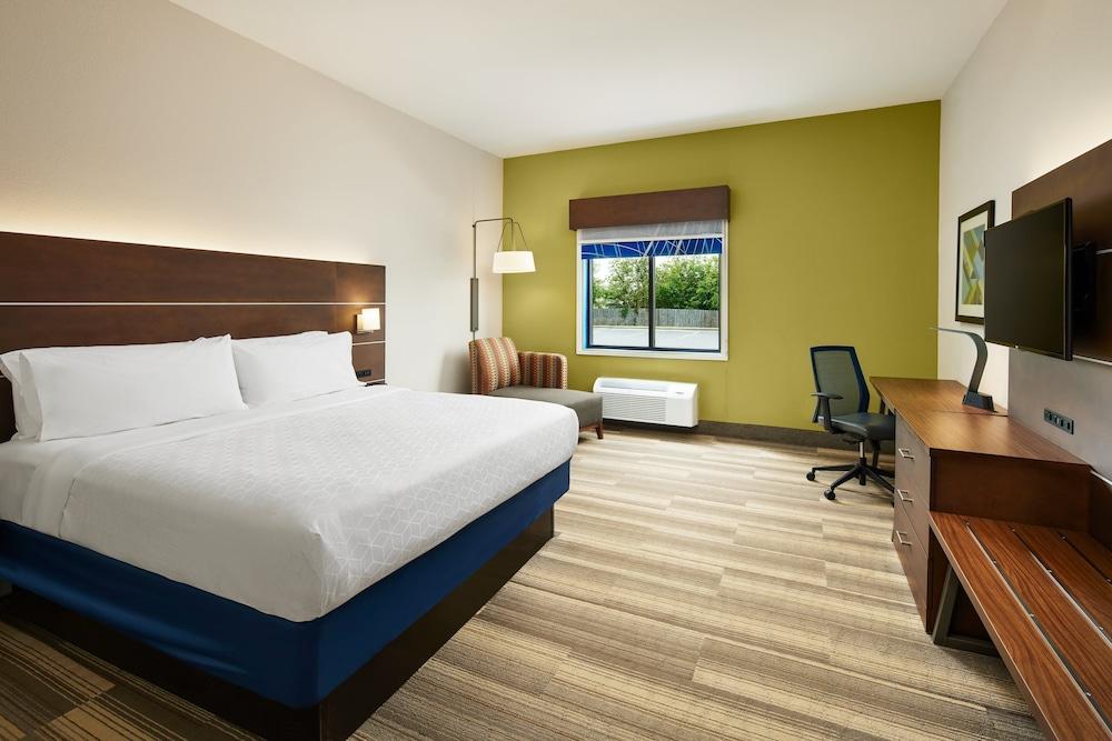 Holiday Inn Express Hotel & Suites Panama City-Tyndall by IHG photo 20