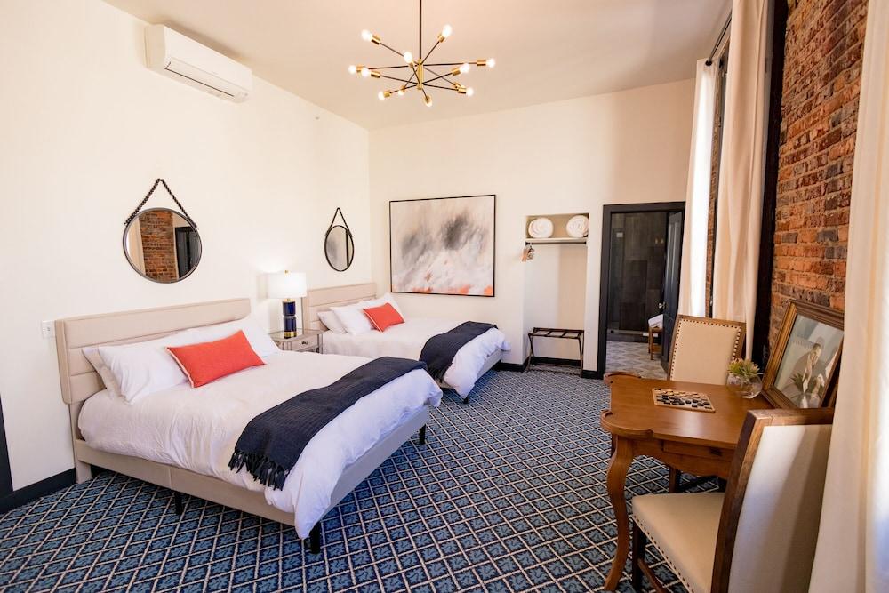 Speakeasy Suites photo 23