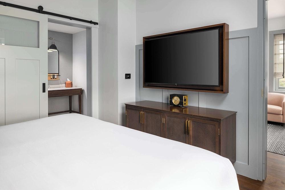Wylie Hotel Atlanta, Tapestry Collection by Hilton photo 10