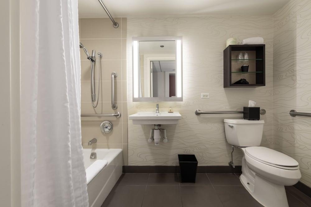 Hotel Felix River North/Magnificent Mile photo 6