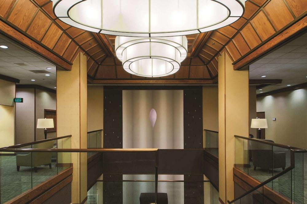 DoubleTree by Hilton Omaha Downtown photo 3