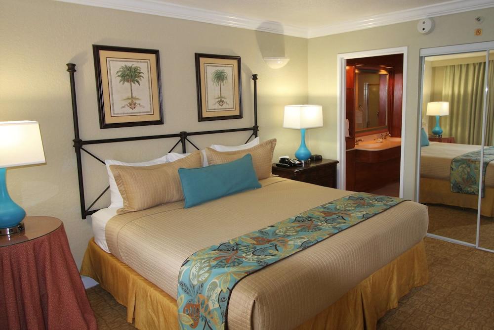 Palm Beach Shores Resort and Vacation Villas photo 6