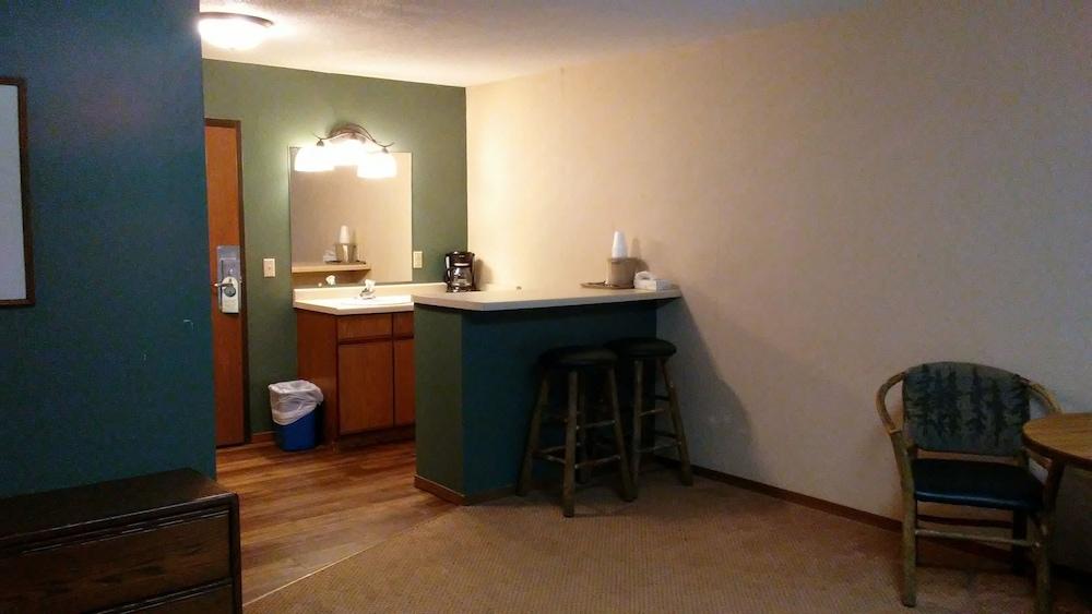 Lakewoods Resort & Lodge photo 13