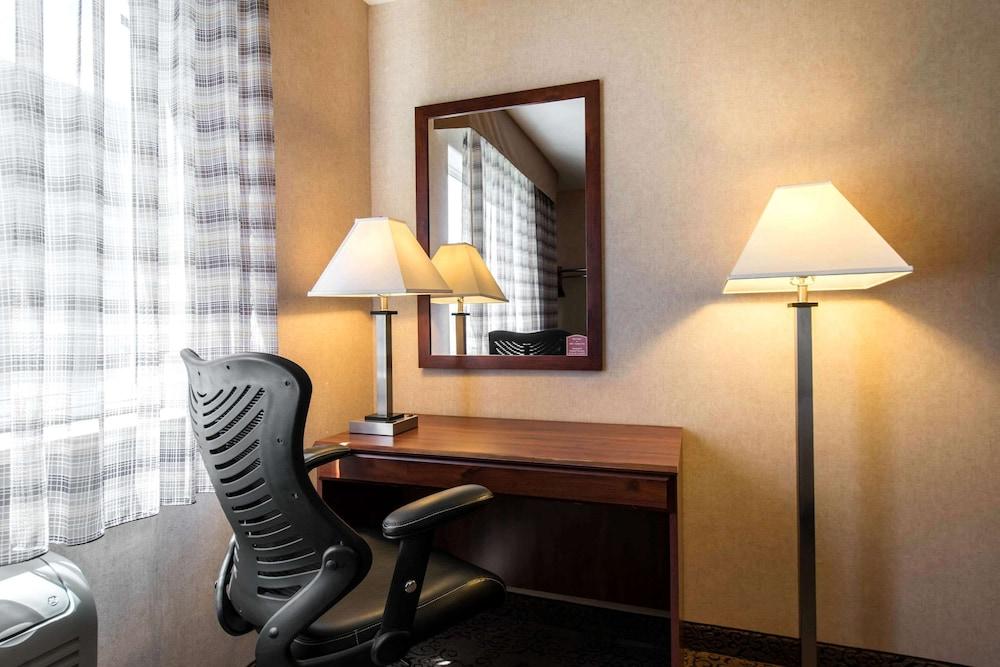 Quality Inn Burlington photo 9