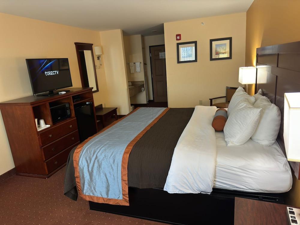 Americas Best Value Inn St. Robert photo 15