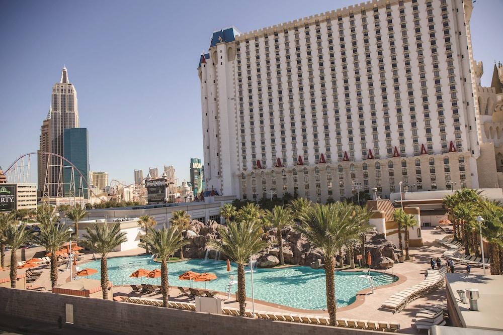 Excalibur Hotel & Casino photo 61