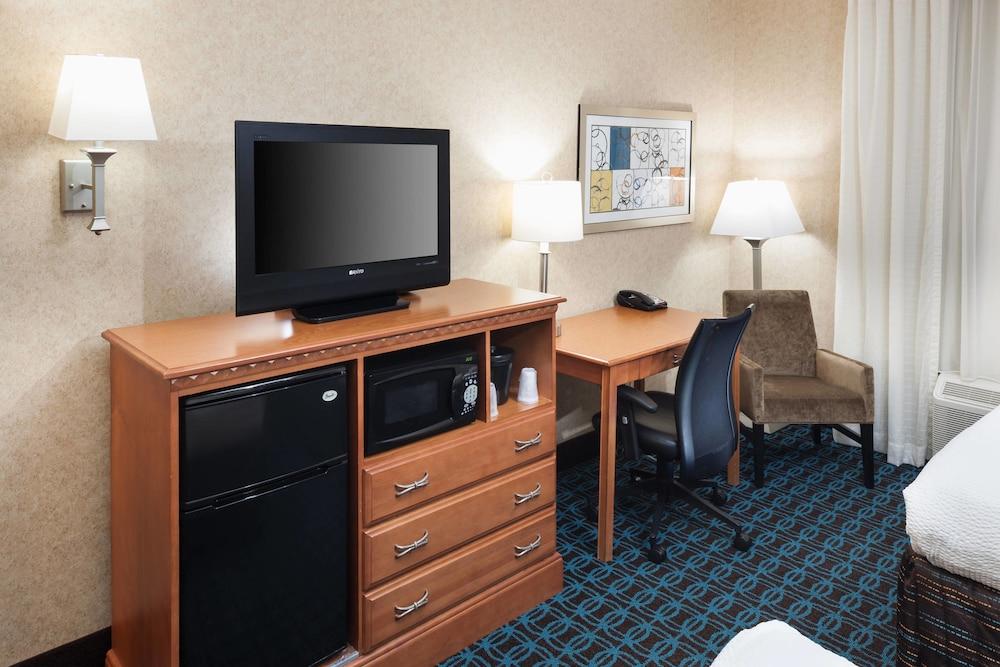 Fairfield Inn & Suites by Marriott Jacksonville Butler Blvd photo 19