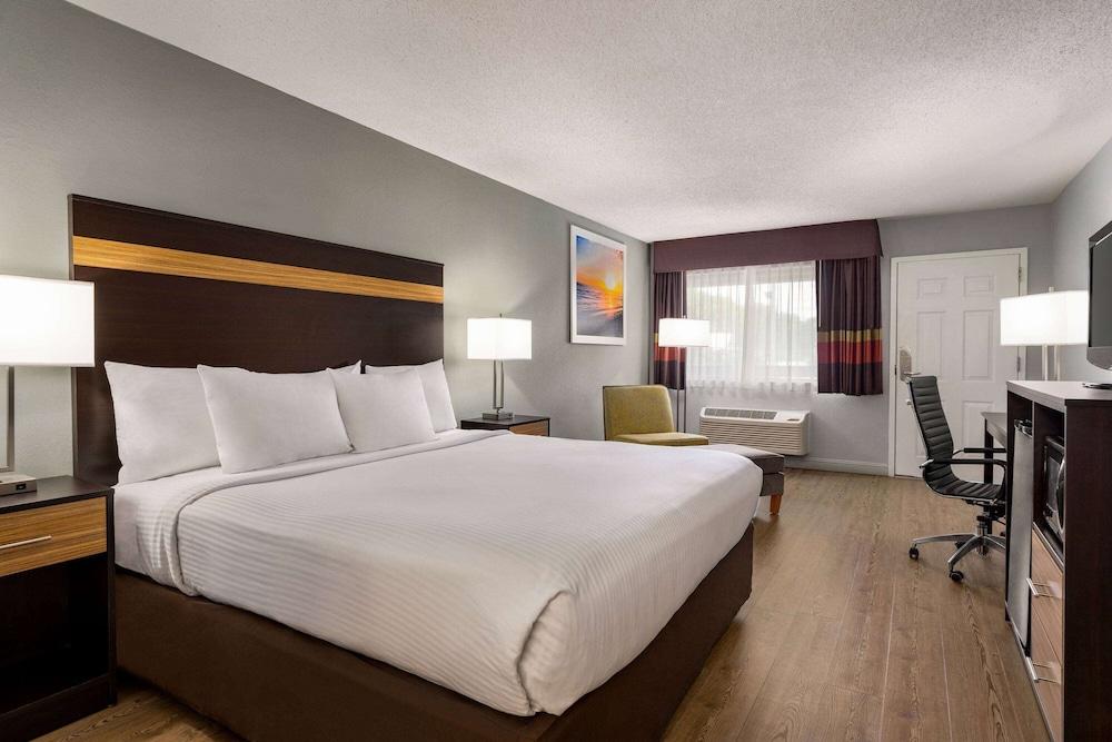 Days Inn by Wyndham Anderson photo 6